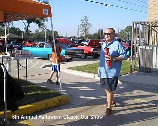 6th Annual Halloween Classic Car Show photo by Marie Woodward