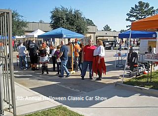 6th Annual Halloween Classic Car Show photo by Marie Woodward