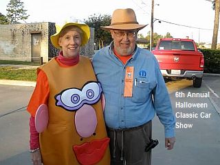 6th Annual Halloween Classic Car Show photo by Marie Woodward
