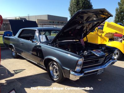 11th Annual Halloween Classic Car Show photo