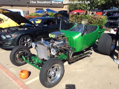 10th Annual Halloween Classic Car Show photo