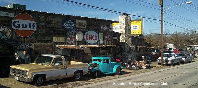Houston Mopar Connection Club at 2014 Luckeys Rod Run
