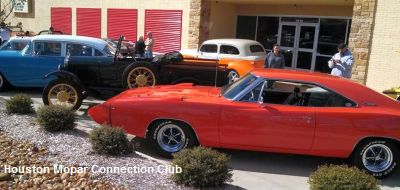Houston Mopar Connection Club at 2014 Luckeys Rod Run
